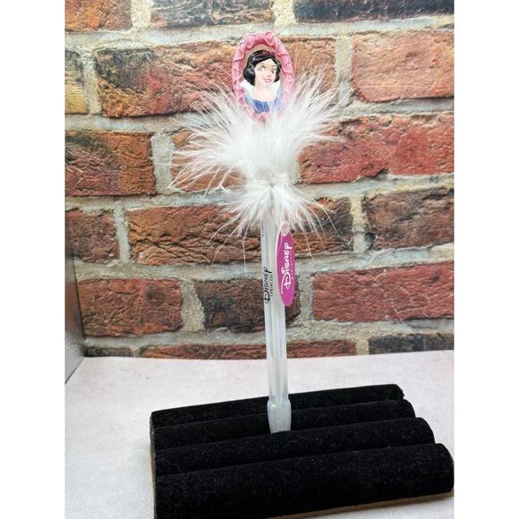 Disney Princess Snow White Ballpoint Pen With White Feather Topper - Picture 1 of 5